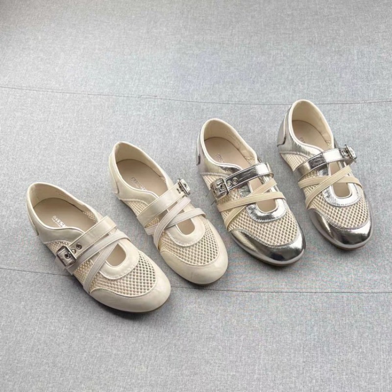 Novos Tênis Casuais Vazados co - Women Shoes Sneakers avaliação e preço
