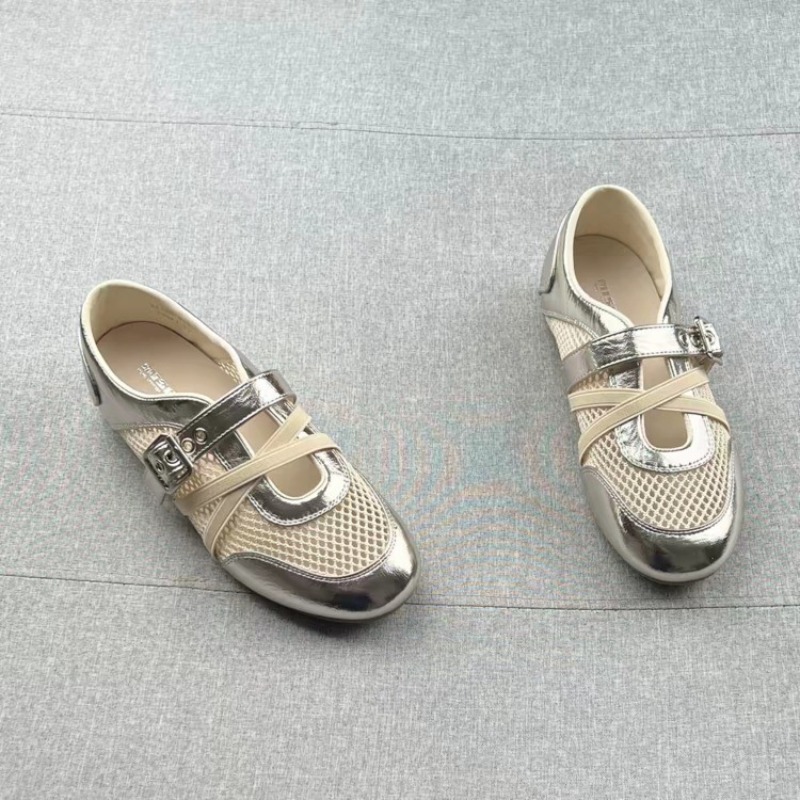 Novos Tênis Casuais Vazados co - Women Shoes Sneakers avaliação e preço