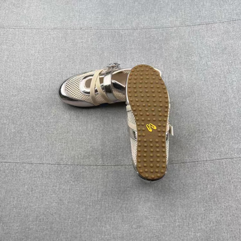 Novos Tênis Casuais Vazados co - Women Shoes Sneakers avaliação e preço